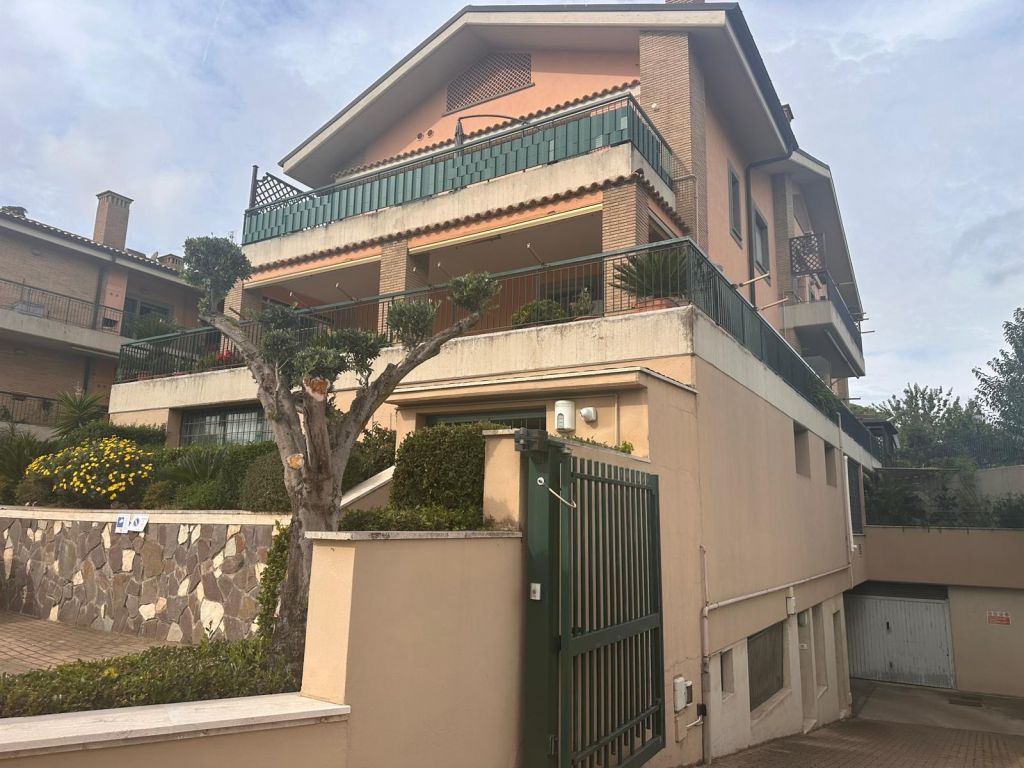 ufficio-a10-in-vendita-via-anagnina