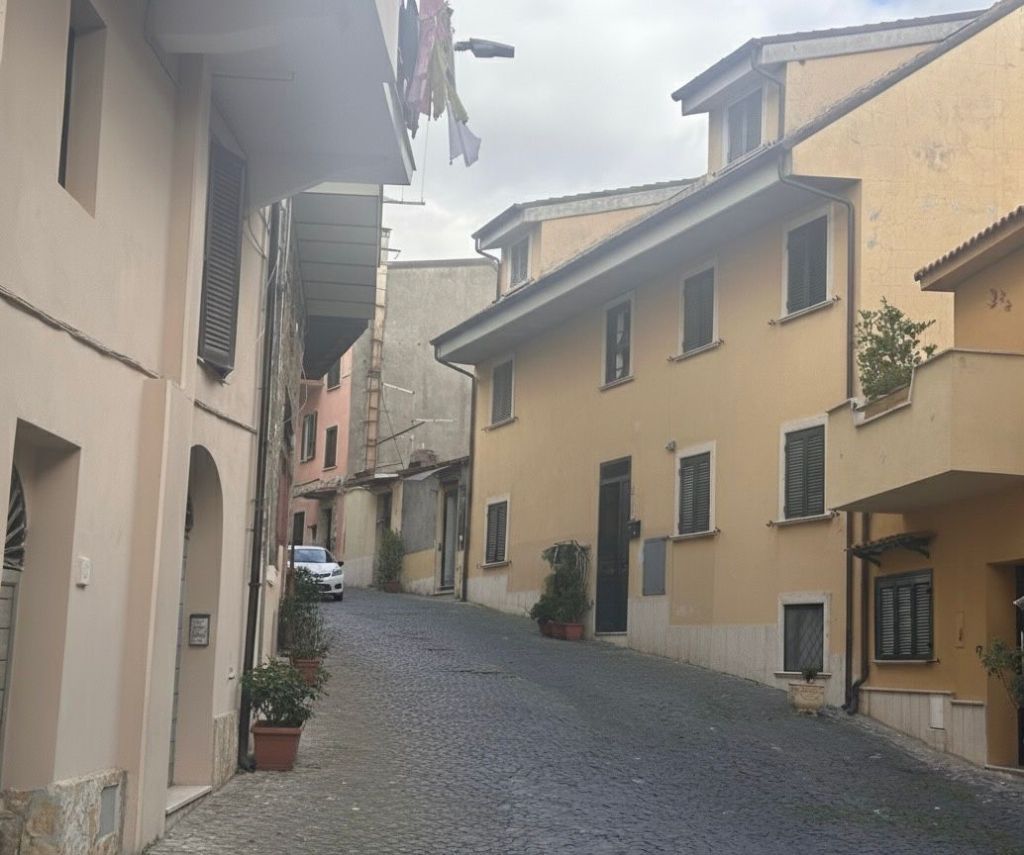 appartamento-su-due-livelli-di-120-mq-in-palazzina-recente