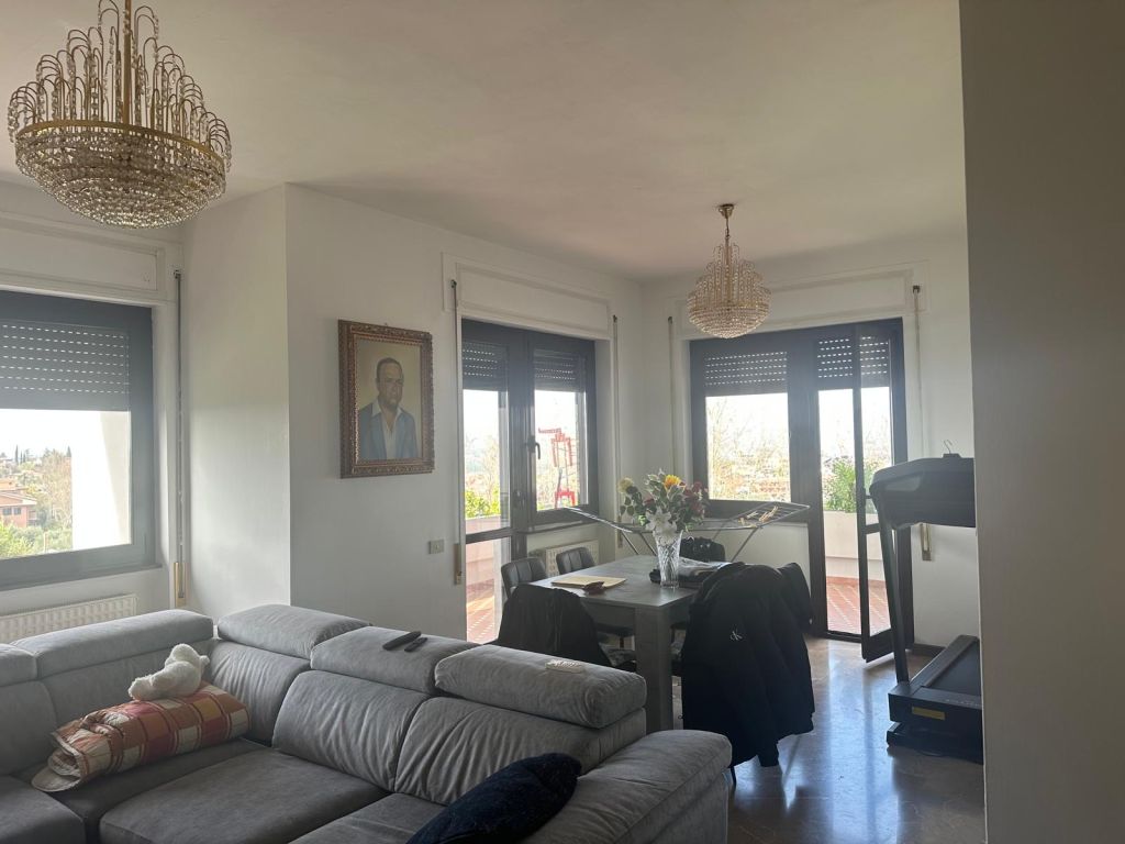 ampia-metratura-con-terrazzo